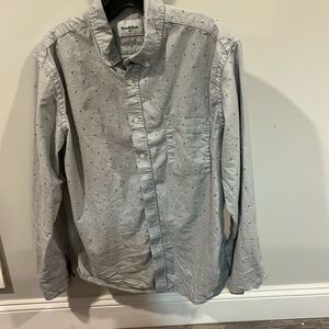 3/20 sale Goodfellow & Co Blue Print button down shirt